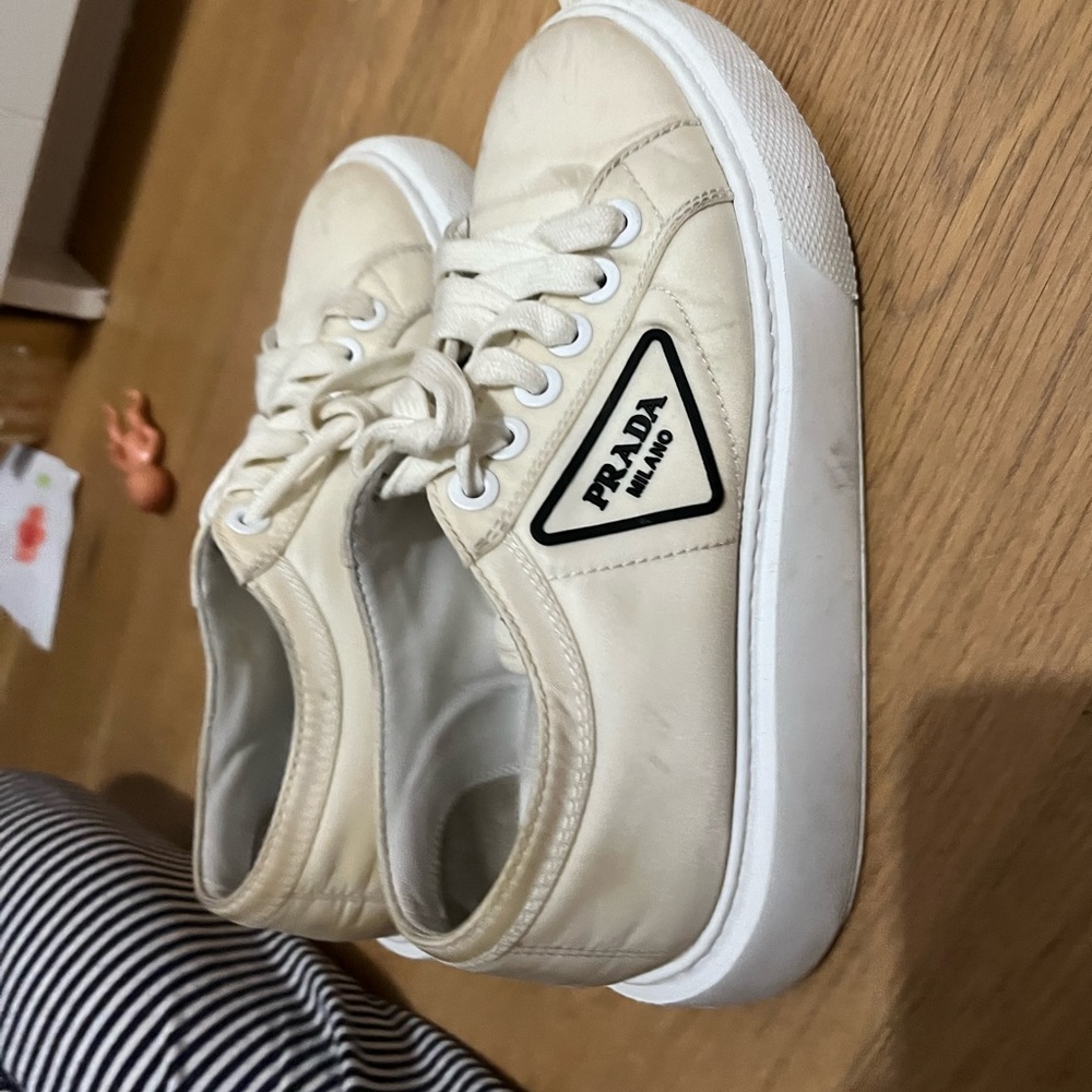 Prada sneaker